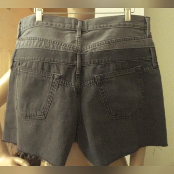 BNWT JEAN SHORTS BY FRAME ( HIGHLINE) SZ.31 2 TONE. WASHED BLACK & GREY  🔥🔥🔥 - Picture 7 of 9